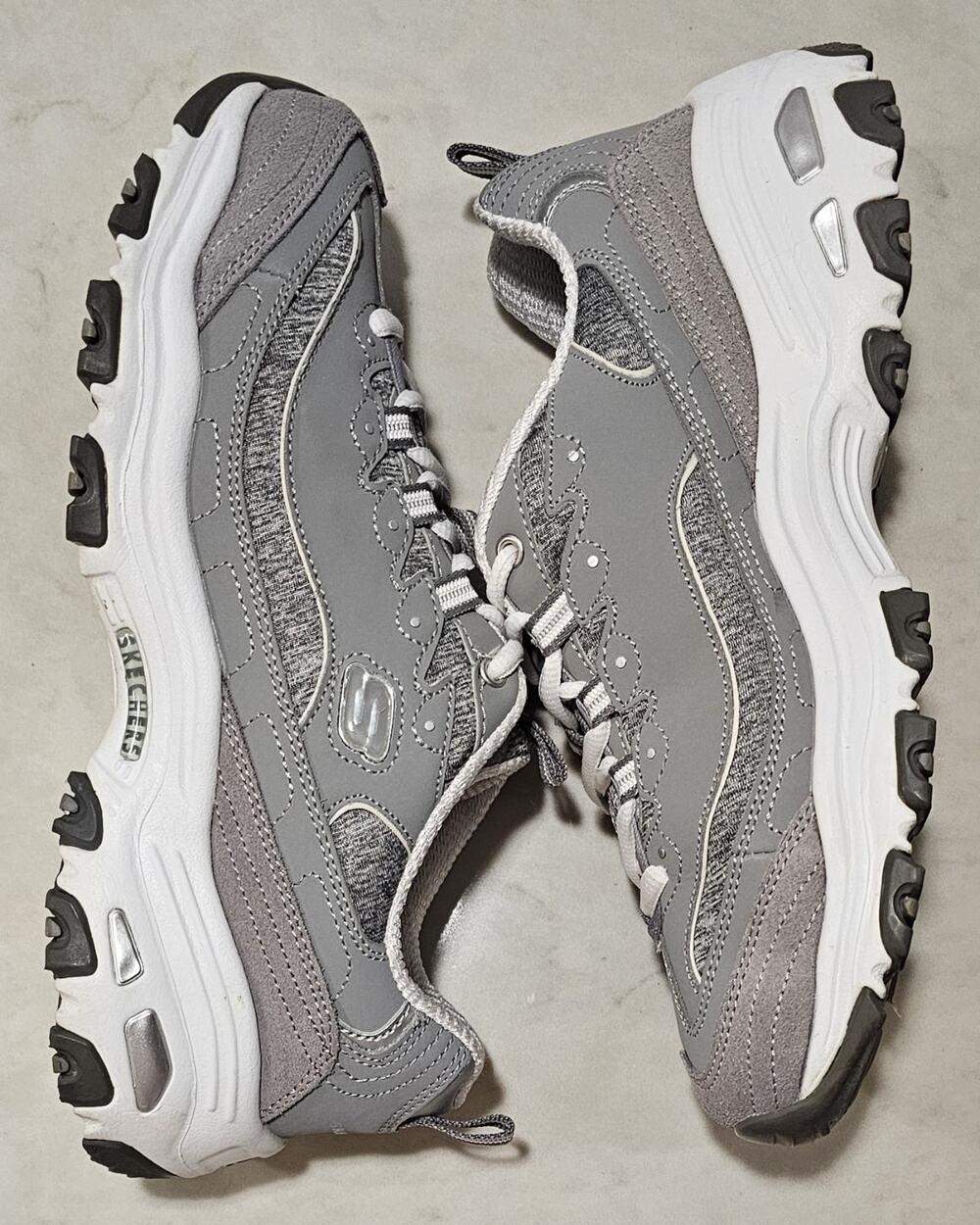 Skechers D'Lites Women's Sneakers Size 8.5 Gray Chunky Shoes SN 11936W